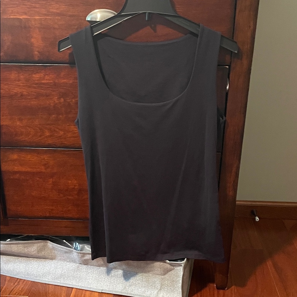 Black Sleeveless Top